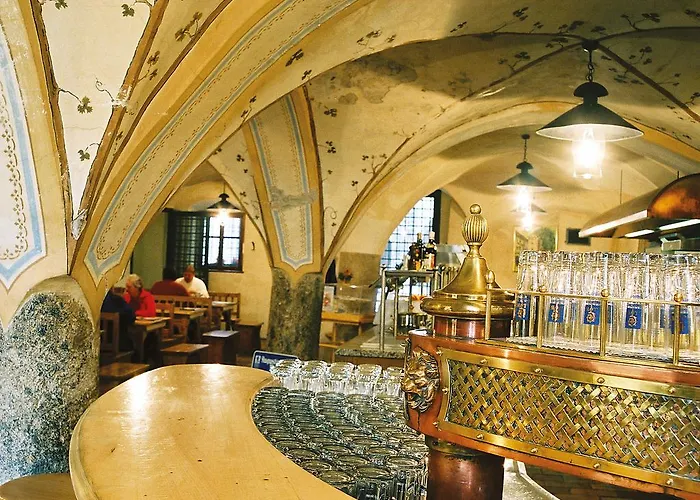 Отель Goldener Engl Халль в Триоле
