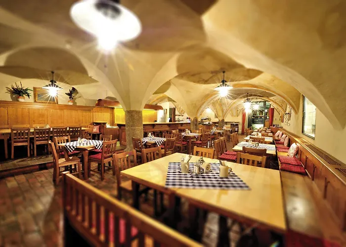 Goldener Engl 4* Hall in Tirol