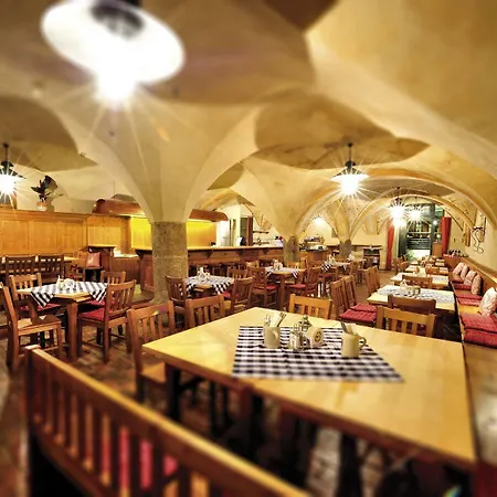 Goldener Engl 4* Hall in Tirol