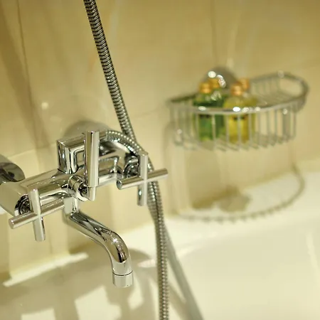 Hotel Goldener Engl 4*